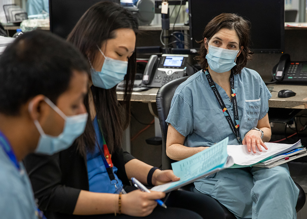 ICU Team at Mount Sinai in discussion