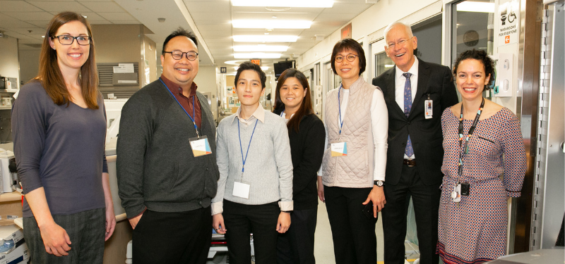 Delegation from Singapore and Mount Sinai staff group photo