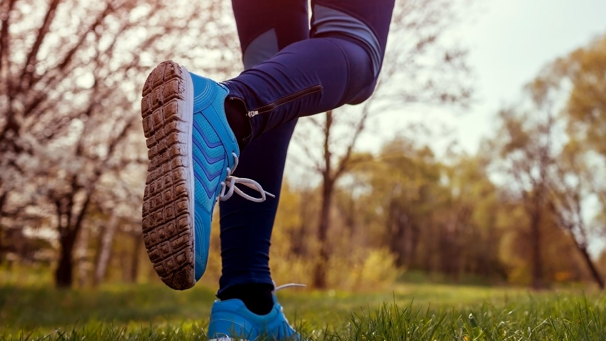 Close up of someone's legs, who is running